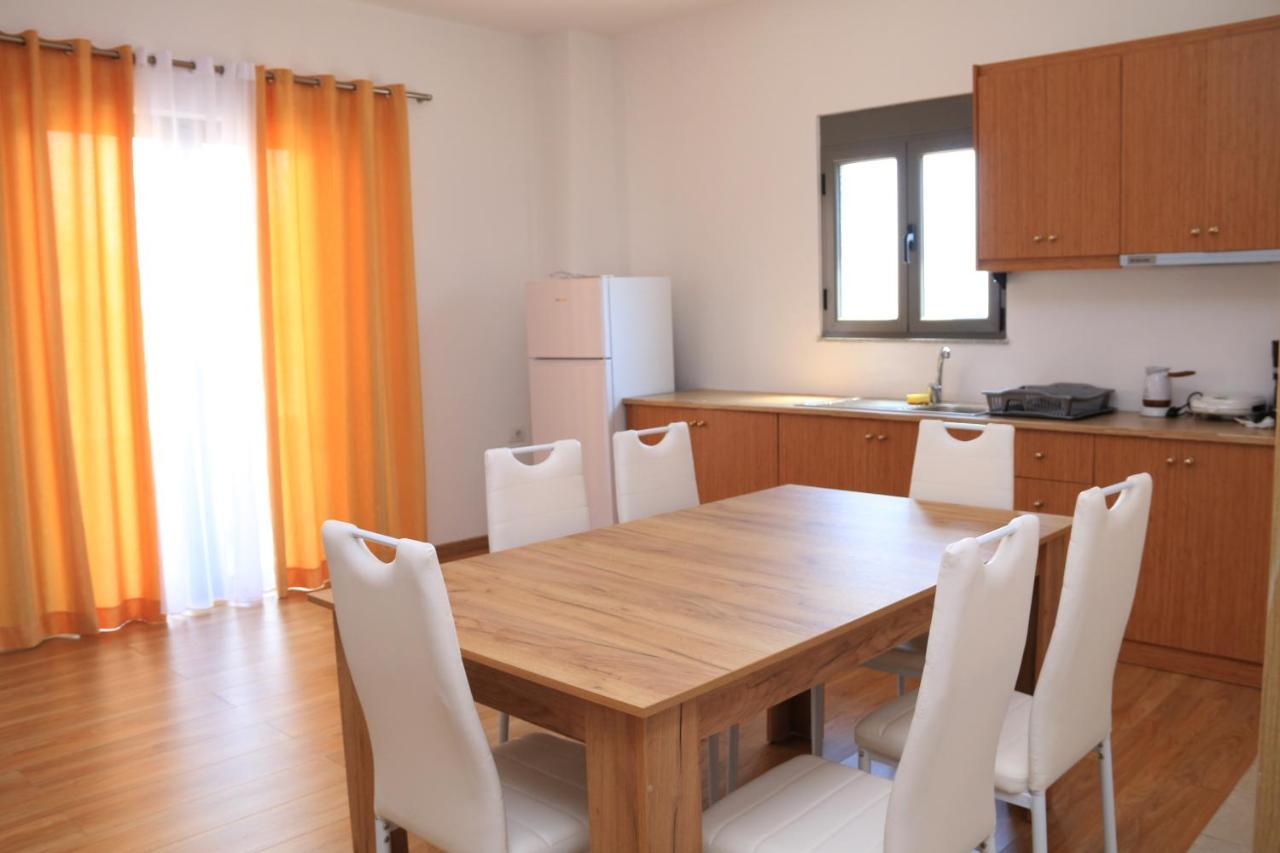 Brana Apartments Sarandë Exterior foto